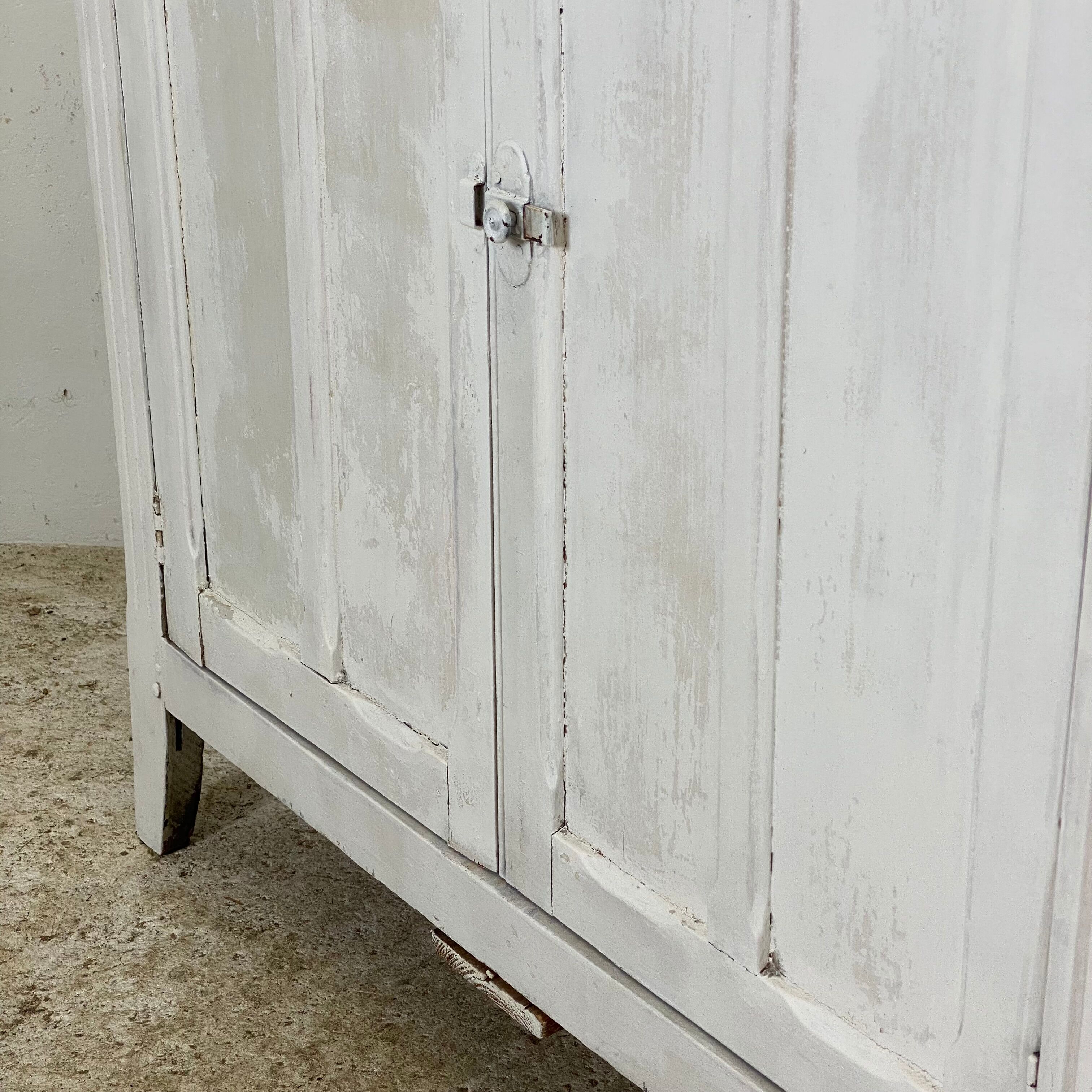 Vintage Parisian buffet 50's