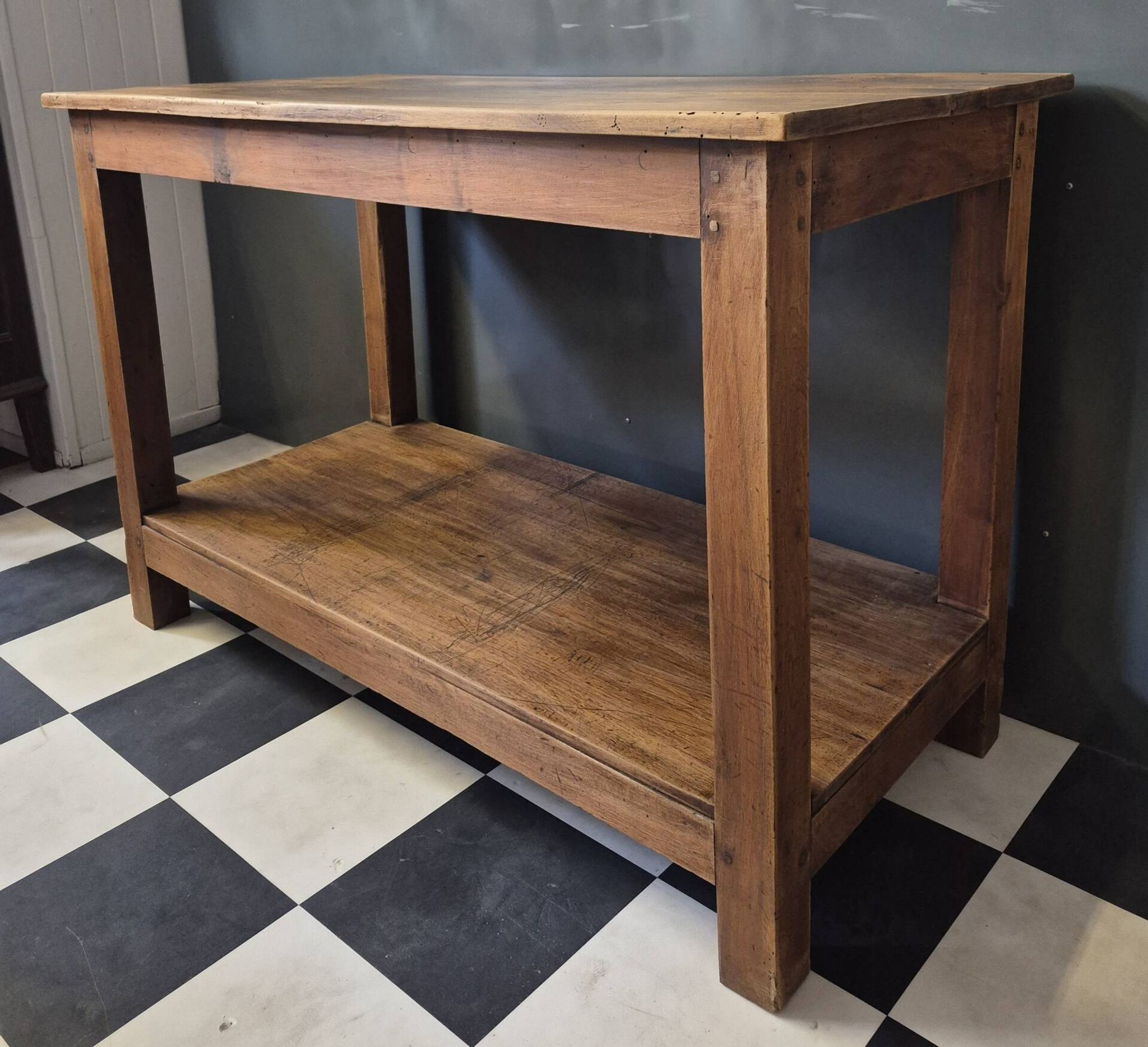 Ancienne Desserte Console  Table d'appoint en bois massif chevillé