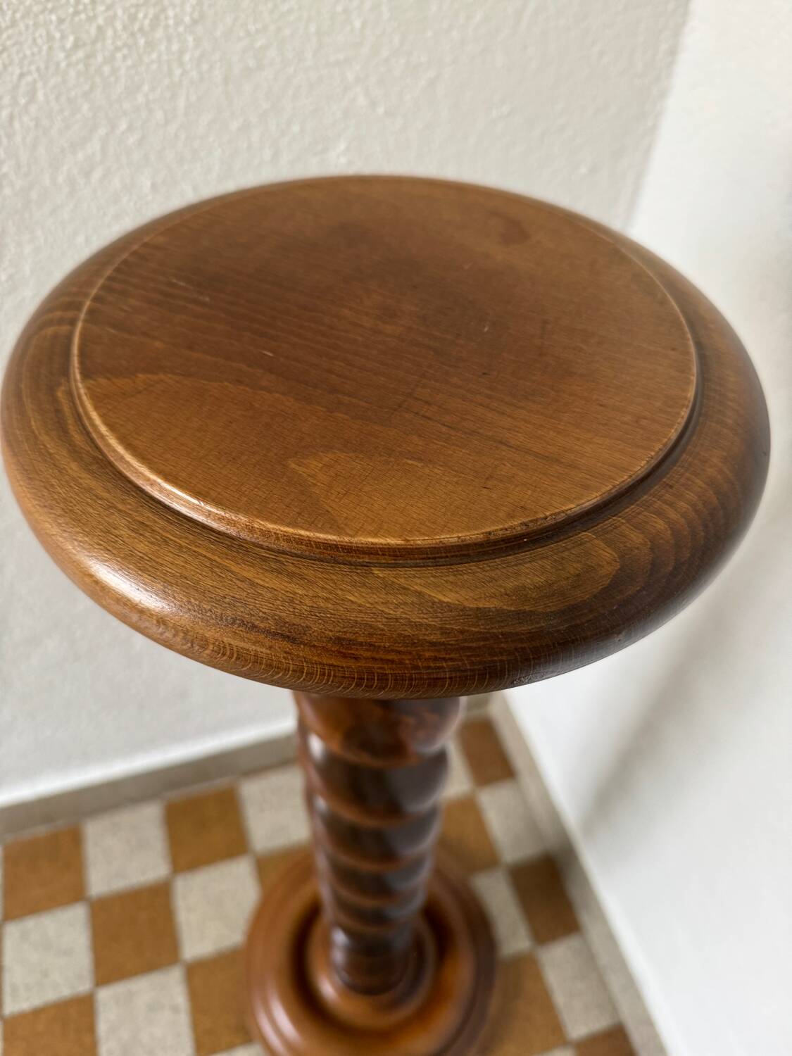 Twisted wooden column from the 60s