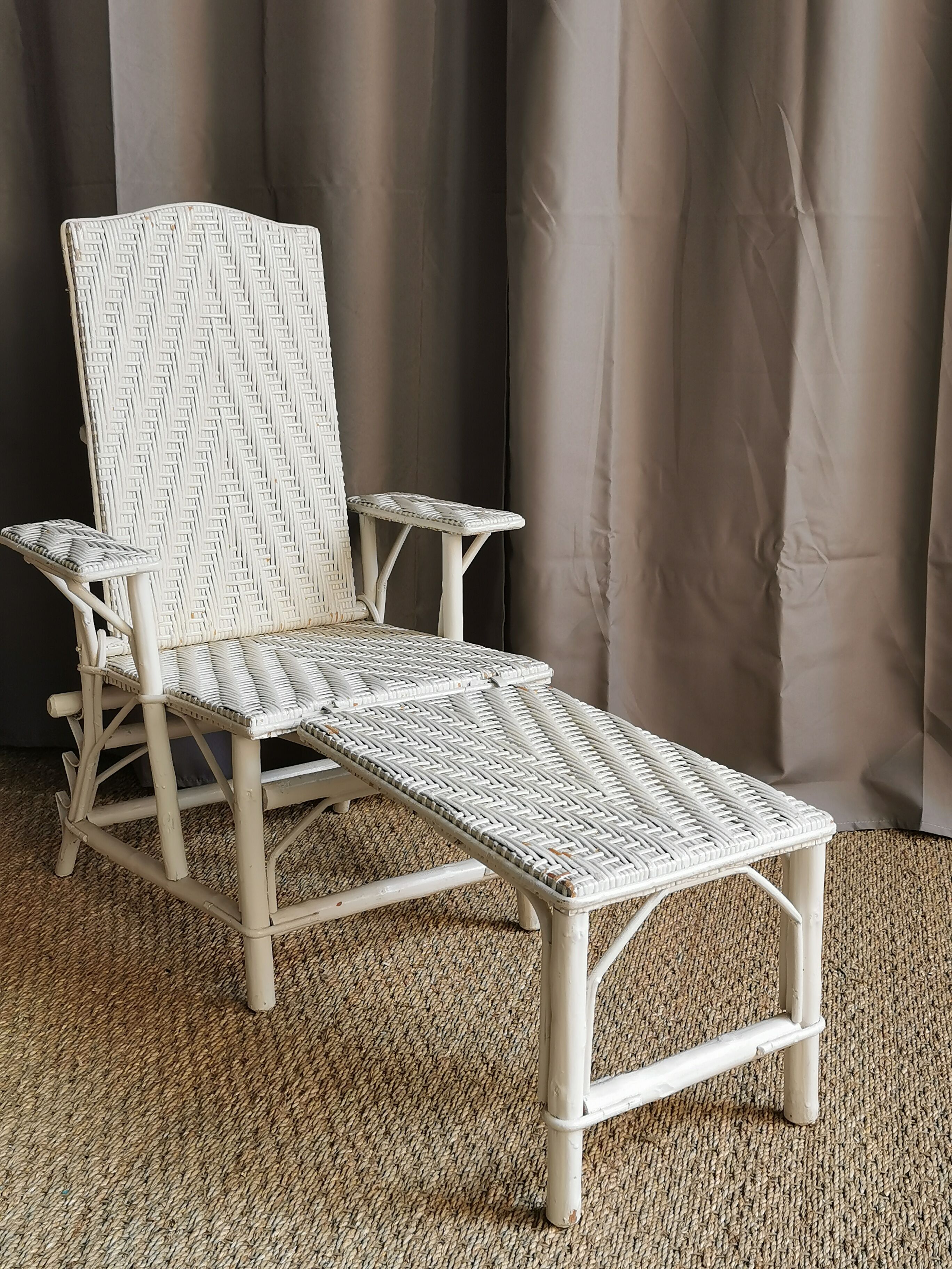 Rattan children's chaise longue