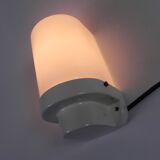 Art Deco wall lamp with porcelain holder, 1930s