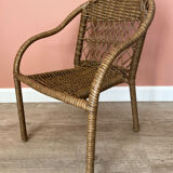 Small children's chair in beige scoubidou.