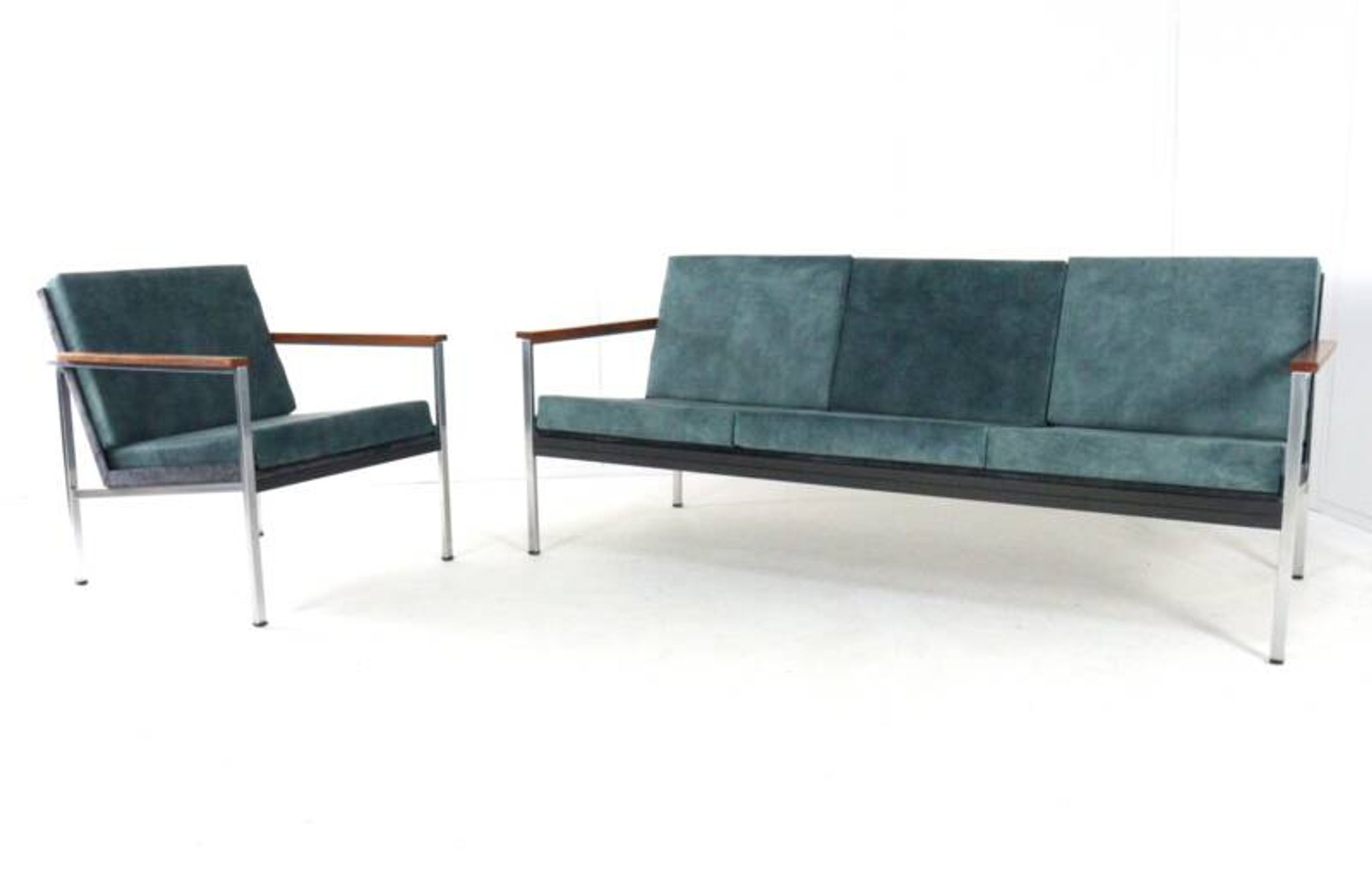 Coen de Vries pour le canapé Gispen modèle 1741 - design néerlandais moderne du milieu du siècle.