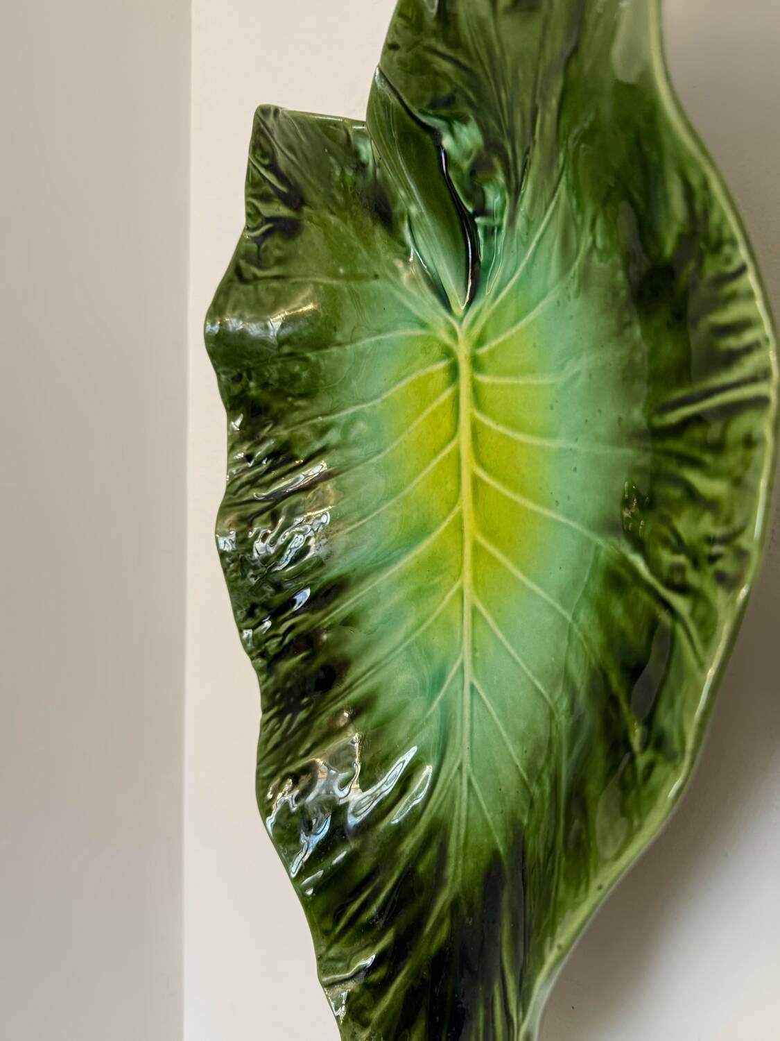 Large ceramic leaf cup from the 60s