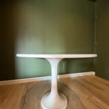 Vintage tulip round table Werzalit