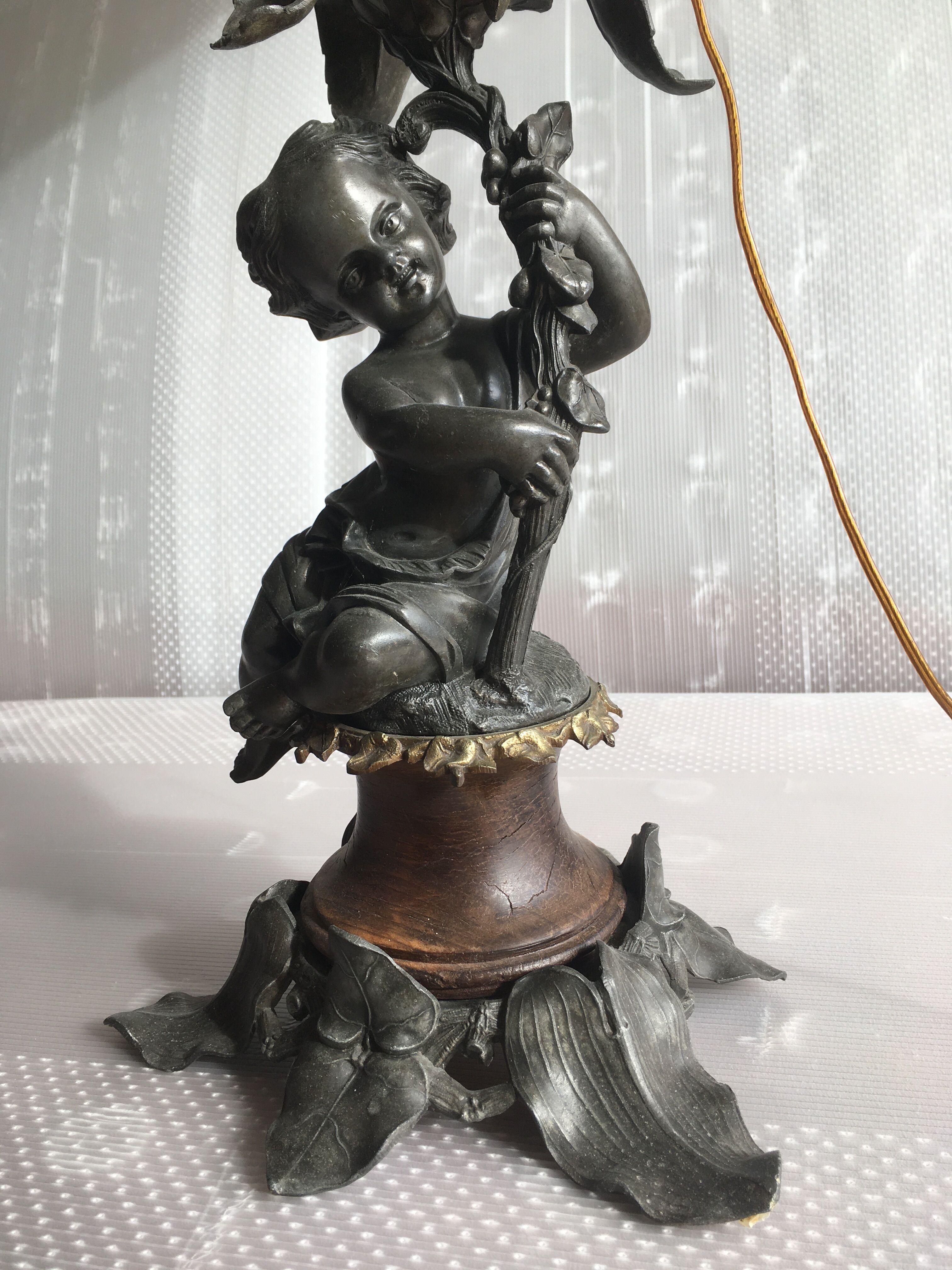 Decorative kerosene lamp