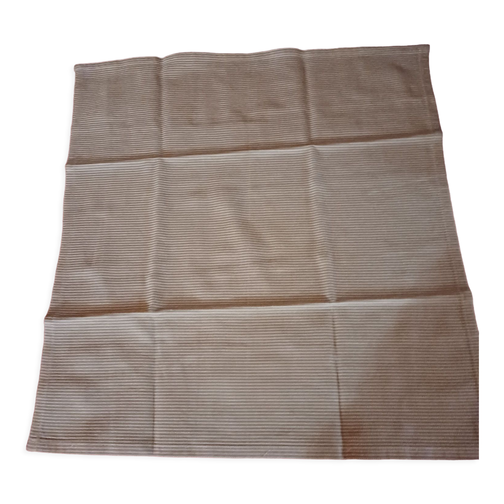 28 serviettes