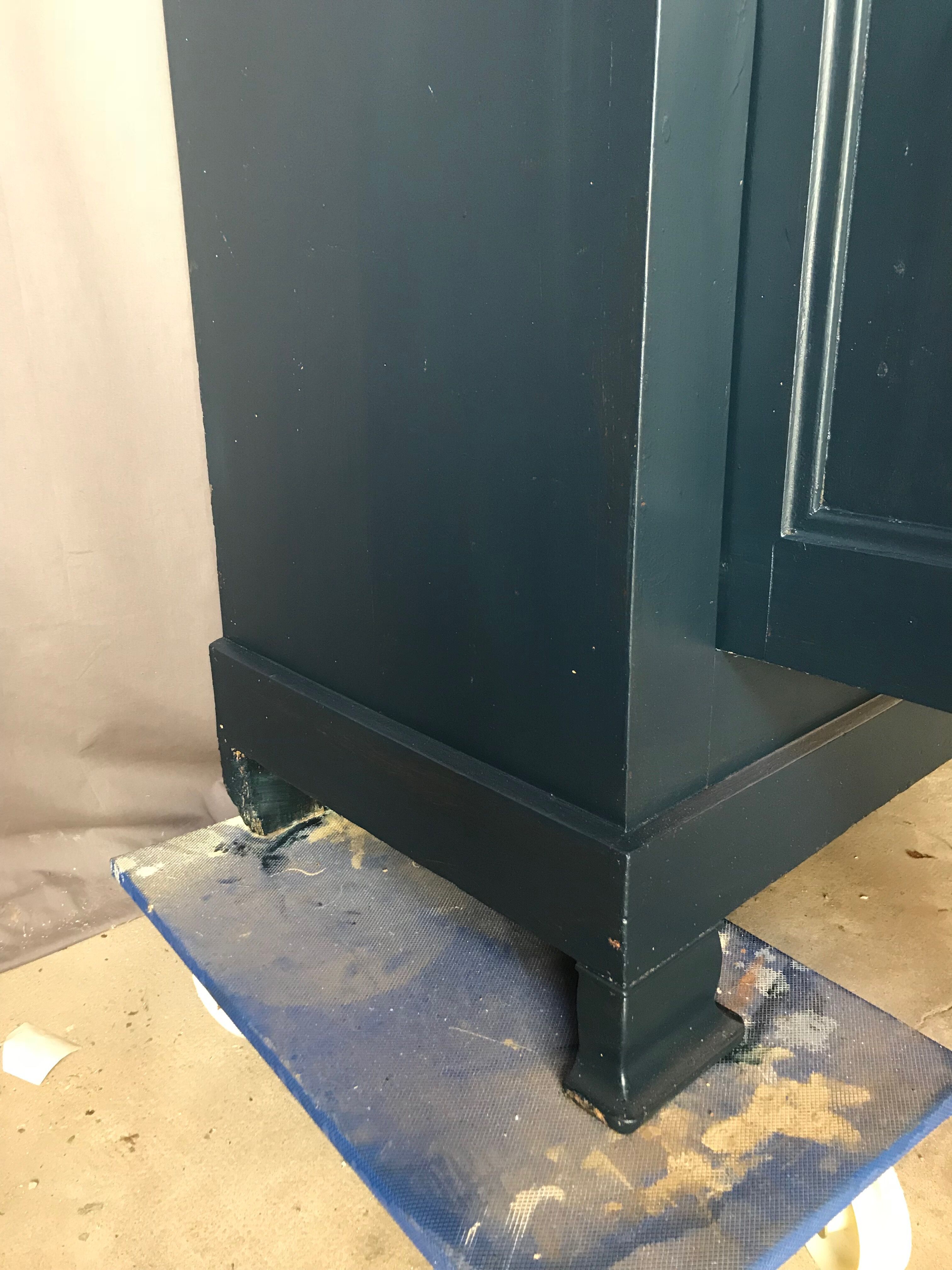 Classic wardrobe blue basalt grey