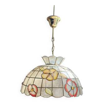 Capiz mother-of-pearl and brass pendant light with floral pattern, vintage Tiffany style, Art Deco style