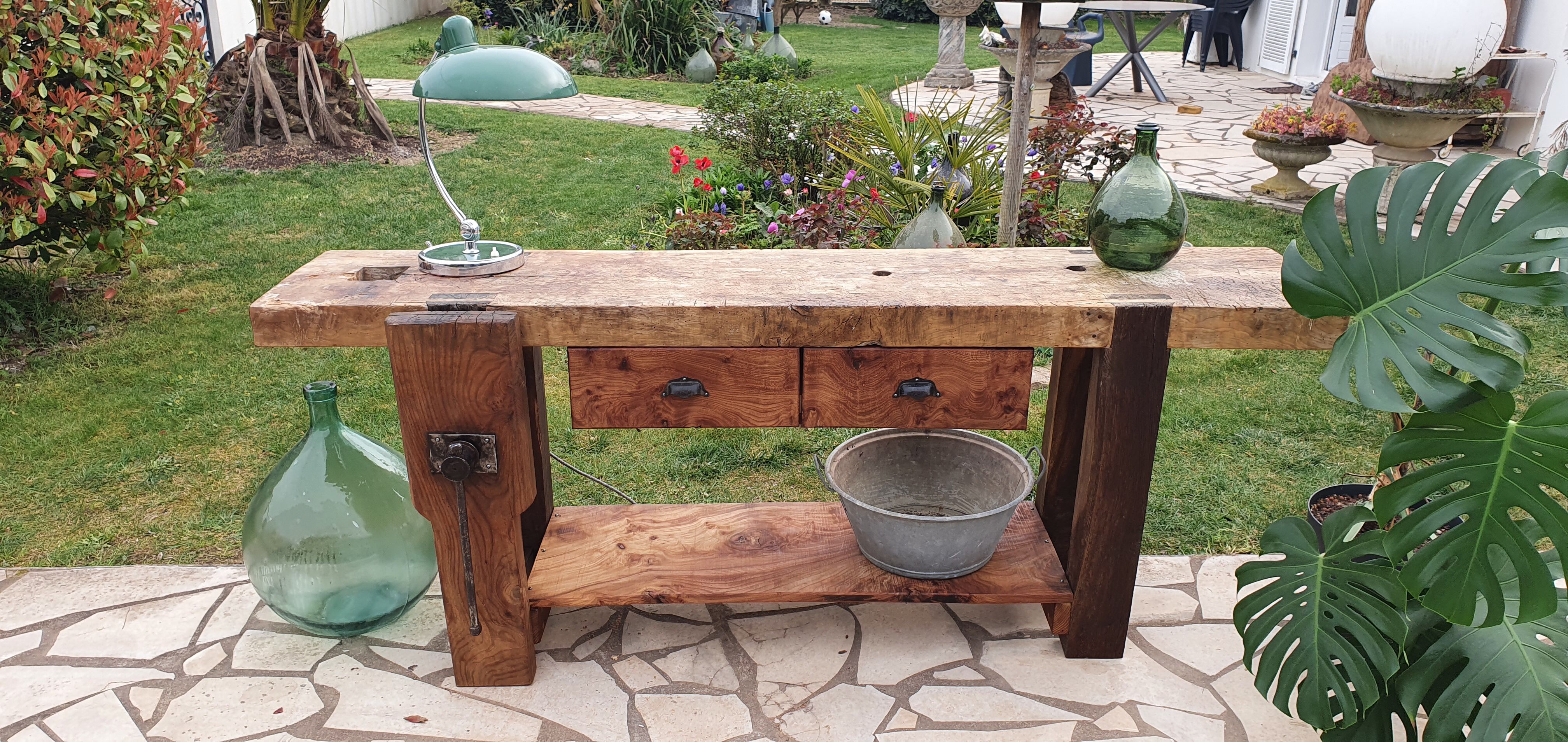 Old elm workbench, elm magnifying glass and oak. Renovated and pampered. 190cm.