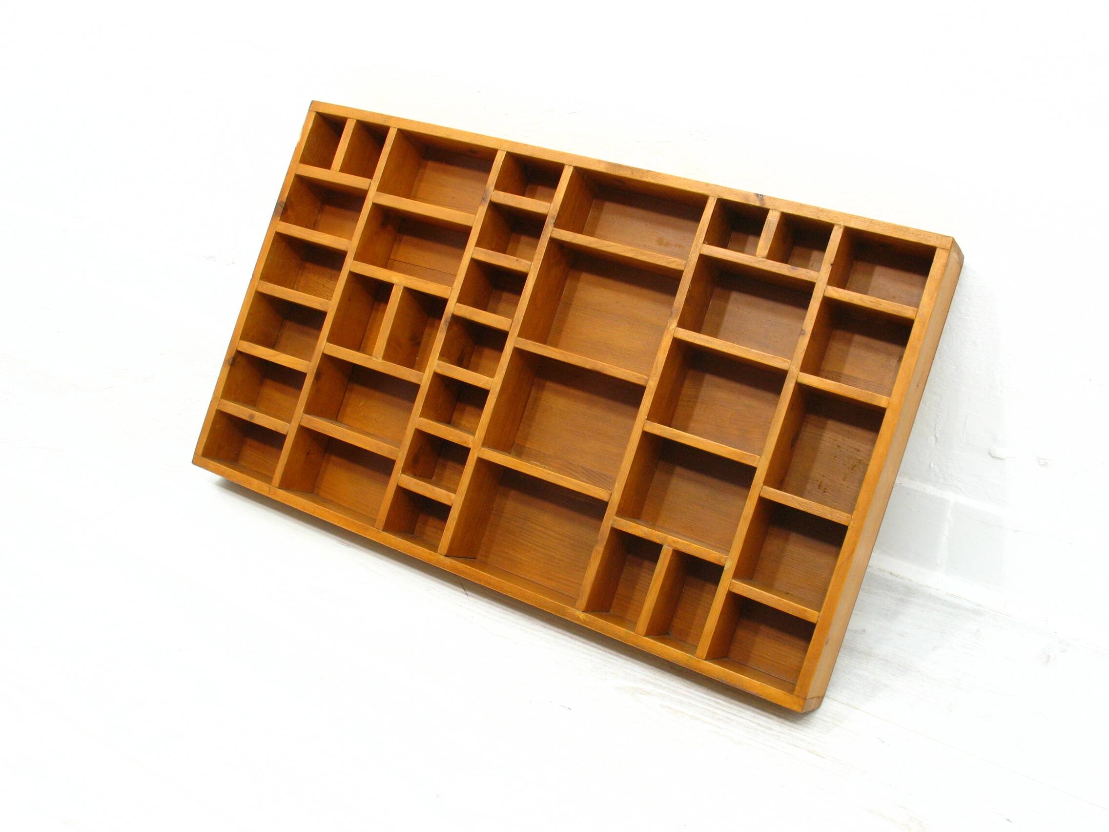 Shelf for figurines vintage display from the 70s