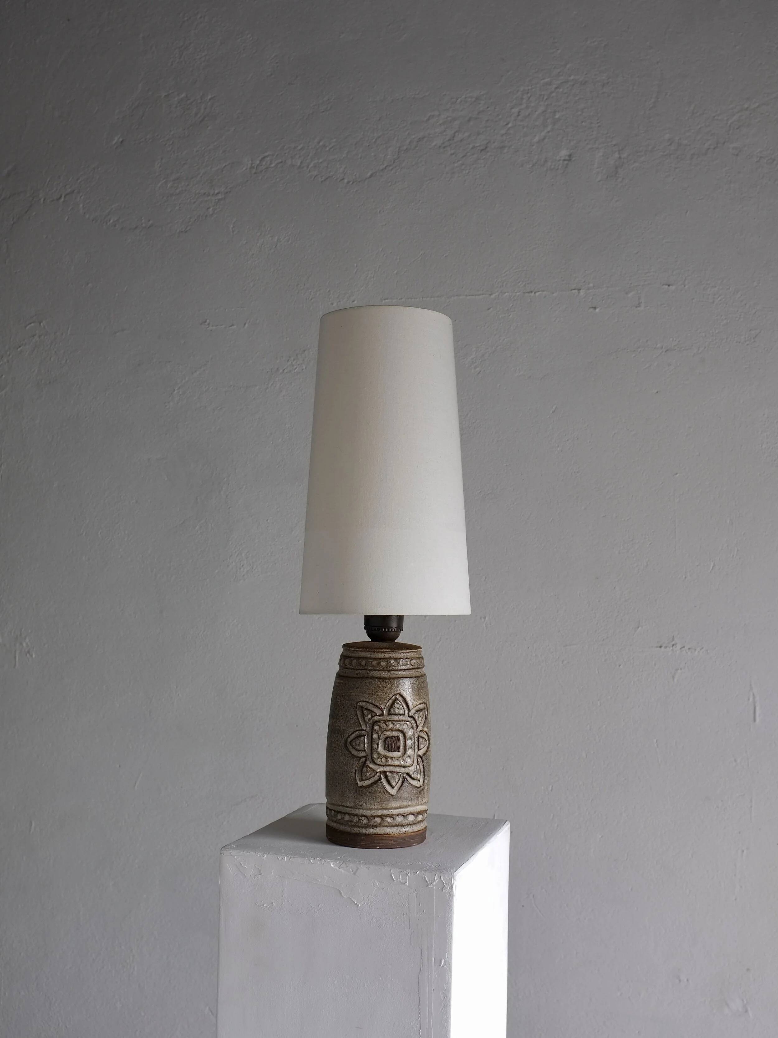 Mid-century stoneware table lamp base by Irma Yourstone | Sweden
