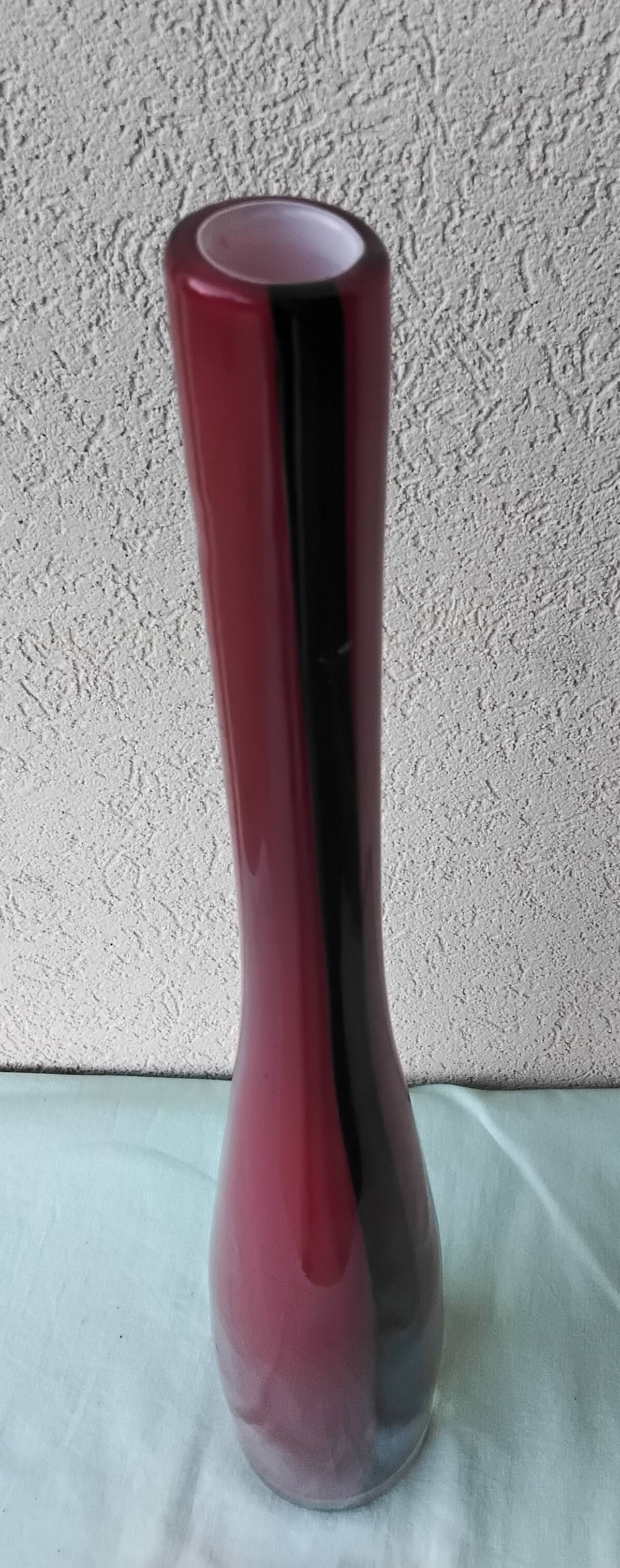 Single-stem glass vase