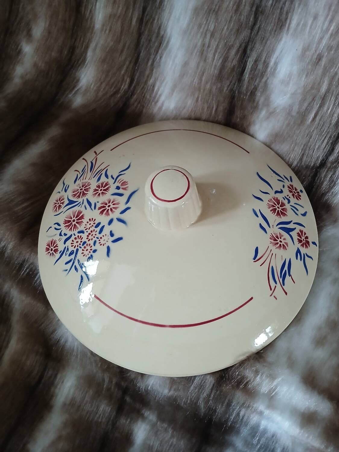 Antique soup tureen "Francine" from Badonviller