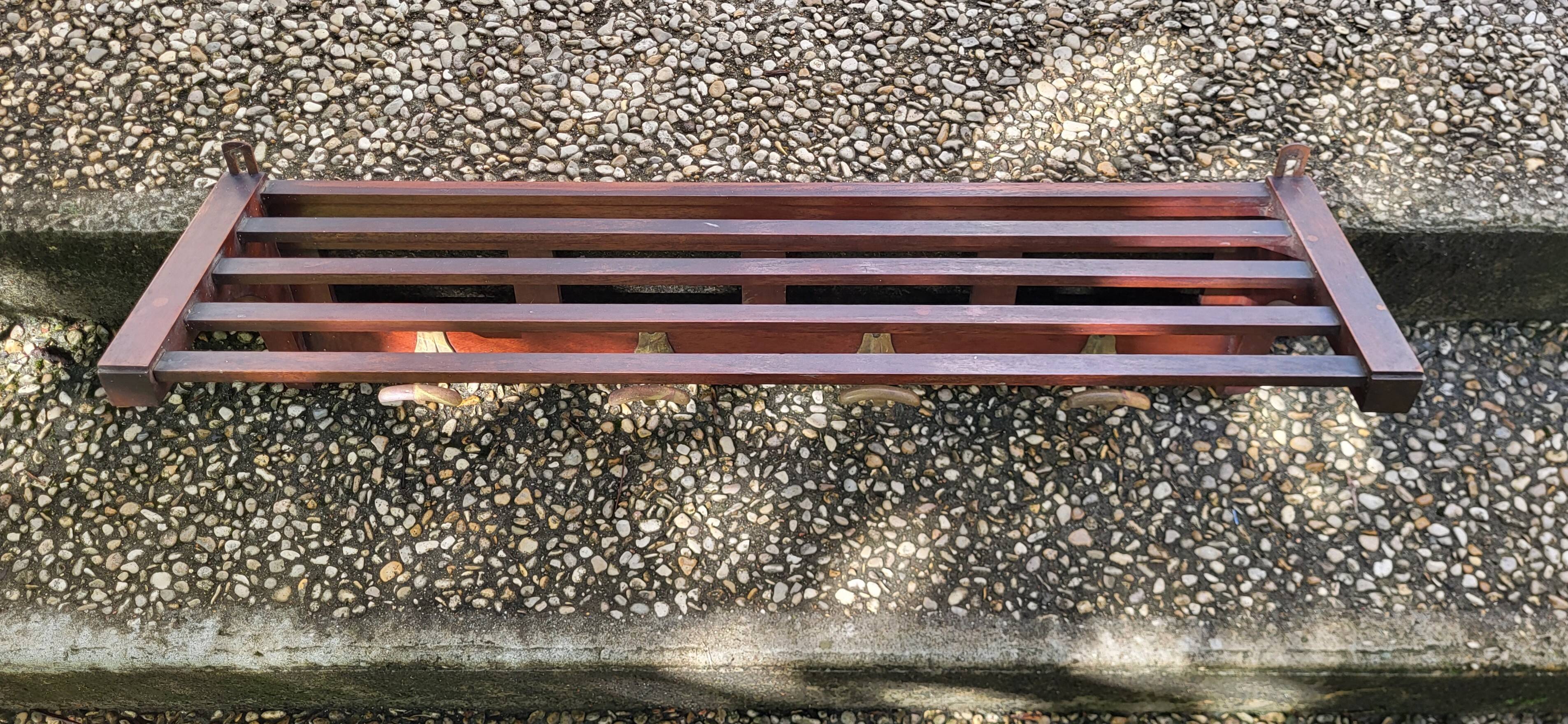 Entrance hall, coat rack