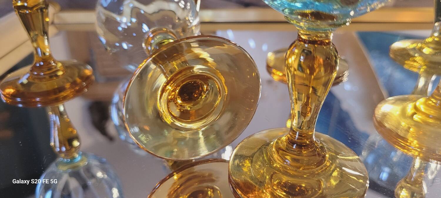 7 George Sand stemmed glasses