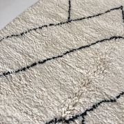 Moroccan Berber carpet Beni Ouarain with black graphic patterns 2,36x1.55m
