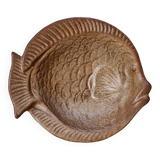 Deep plates in the shape of fish in stoneware