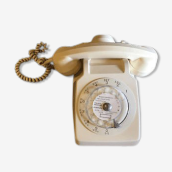 Rotary vintage rotary phone