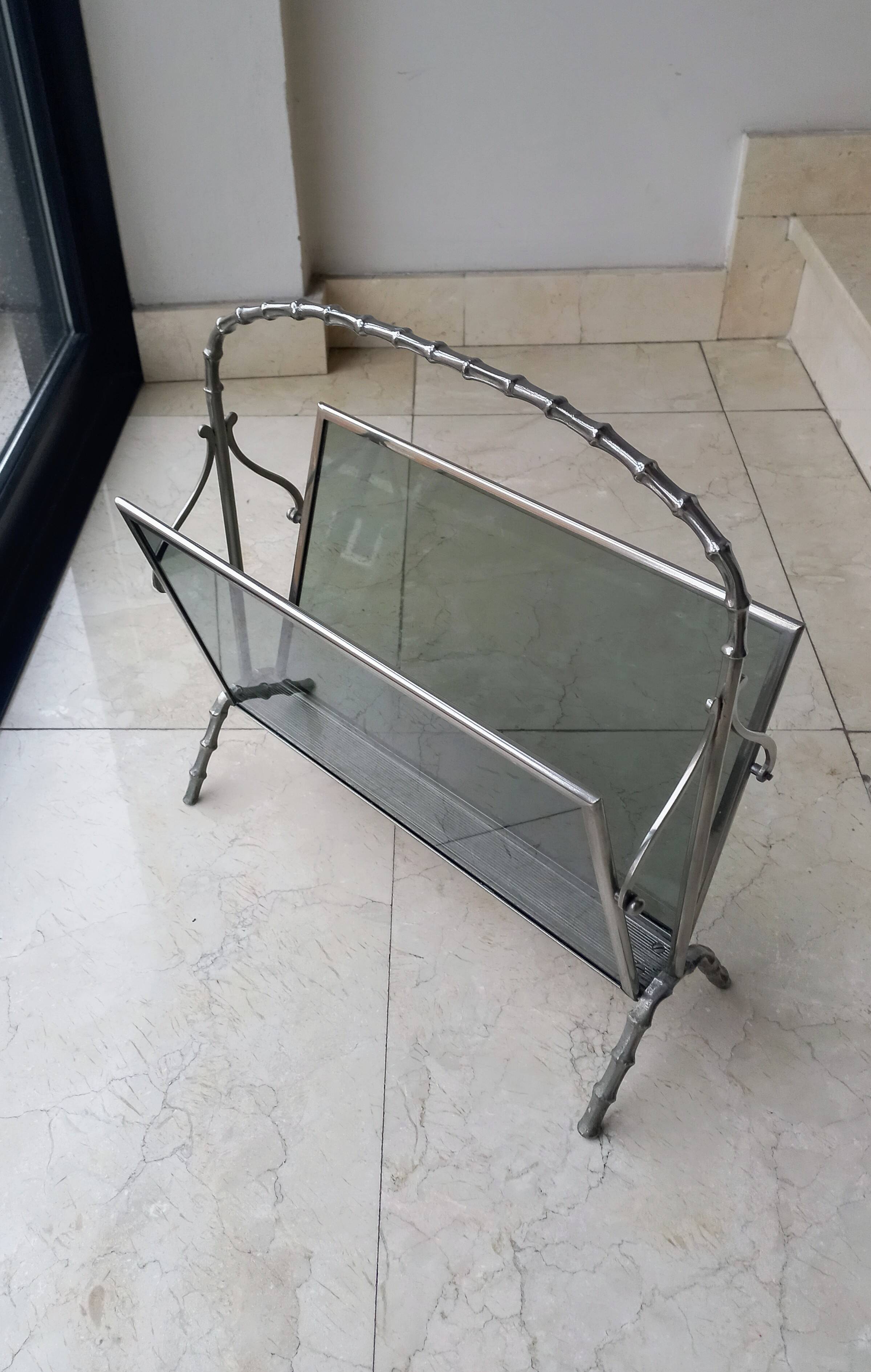 Mid century magazine stand