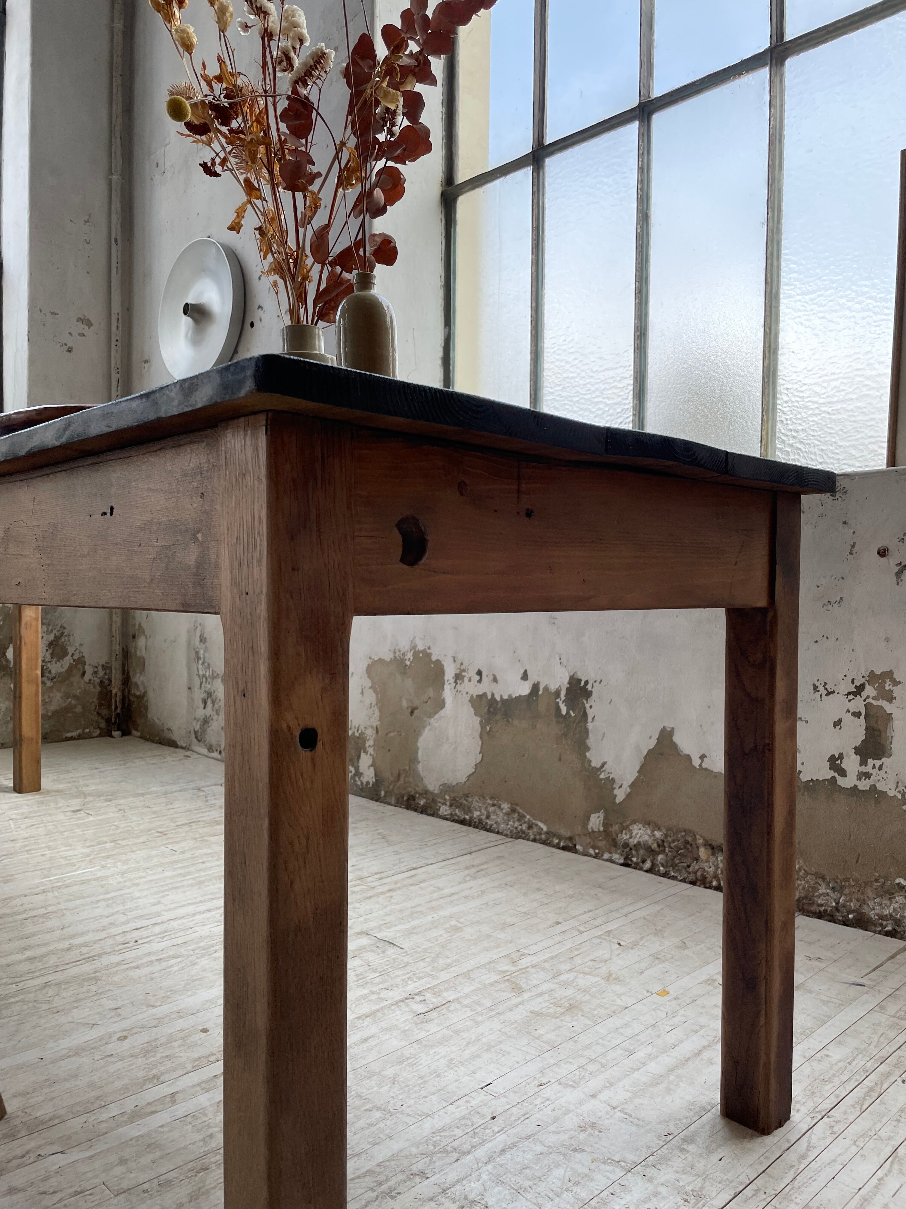 Black pine farm table 250 cm