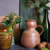 Sugar bowl in barbotine with oak branches