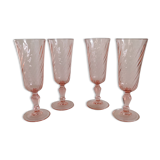 4 flutes in Champagne