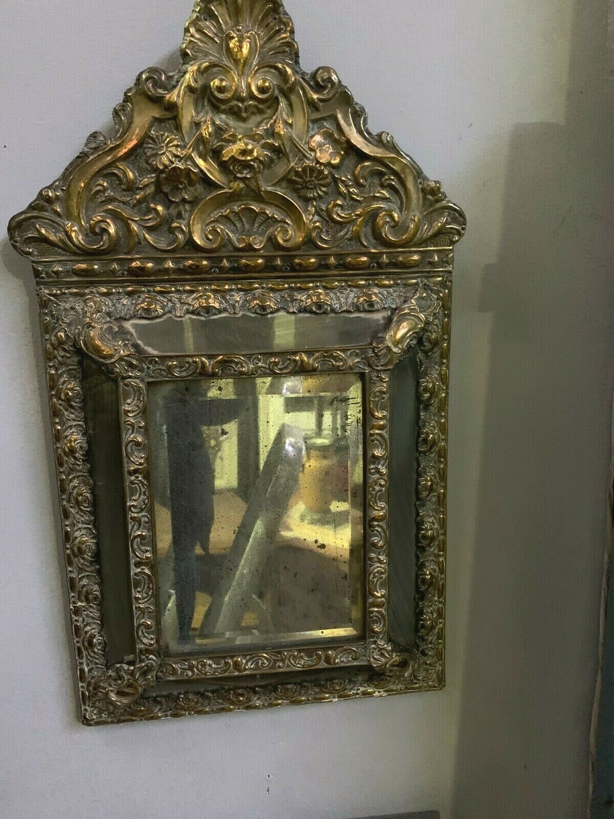 Mirror by-close copper repulsed 19th century h 59 X l 34 cm