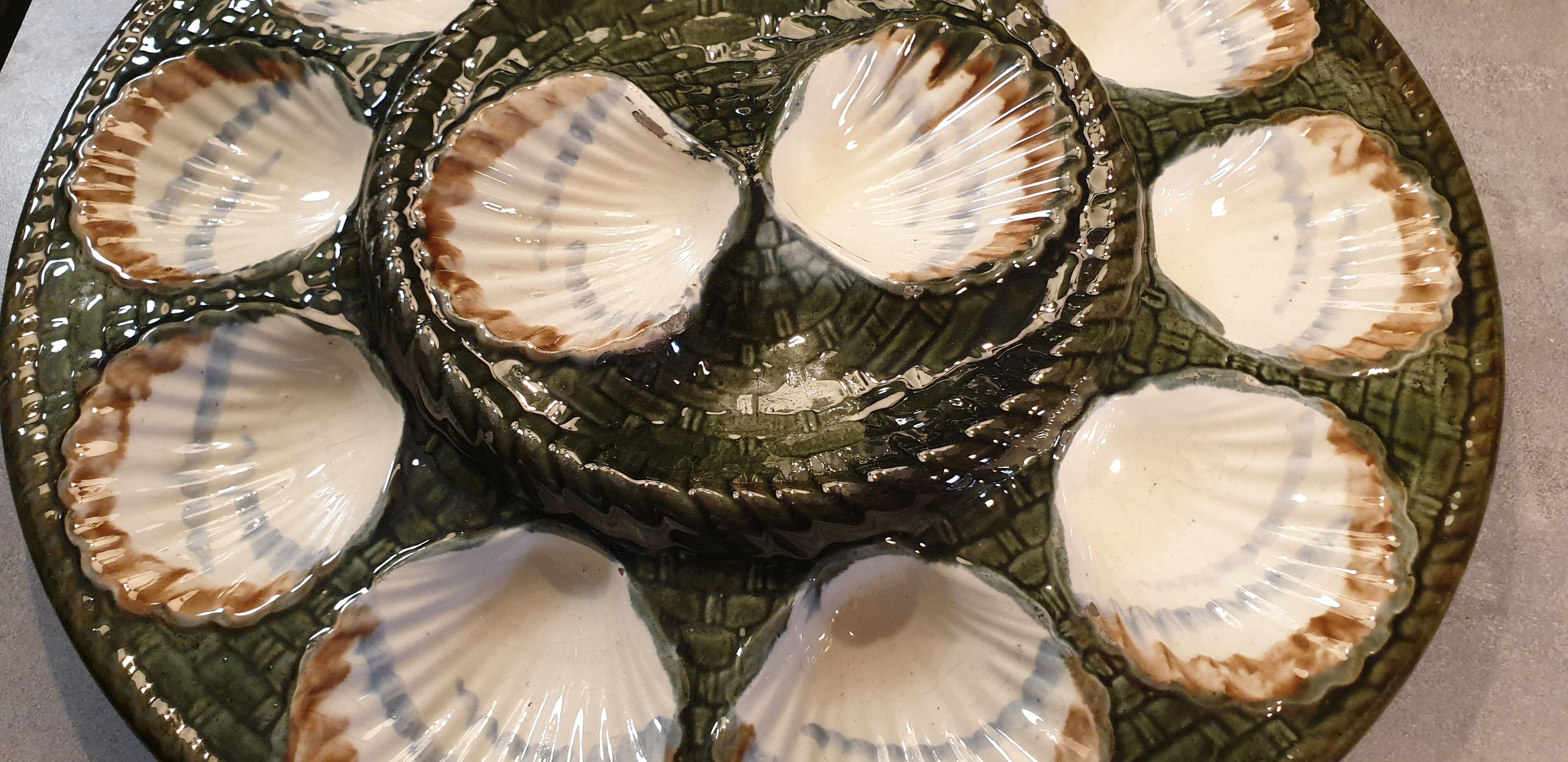 Shell dish
