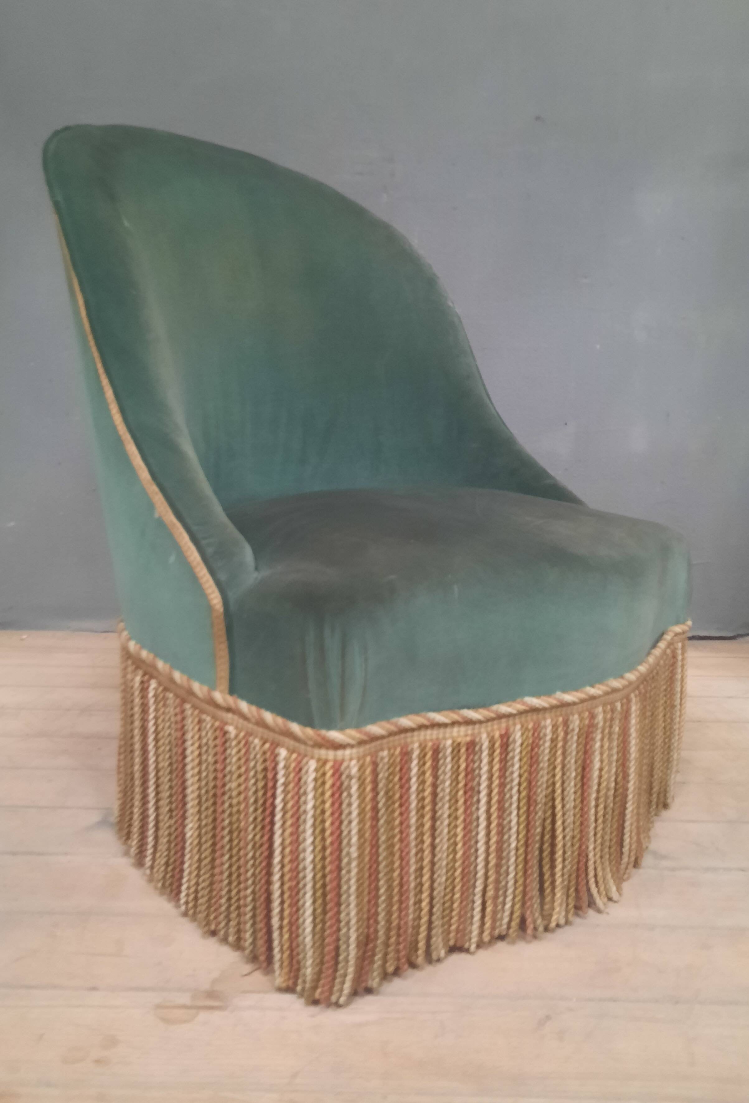 Fully upholstered chair called "toad"