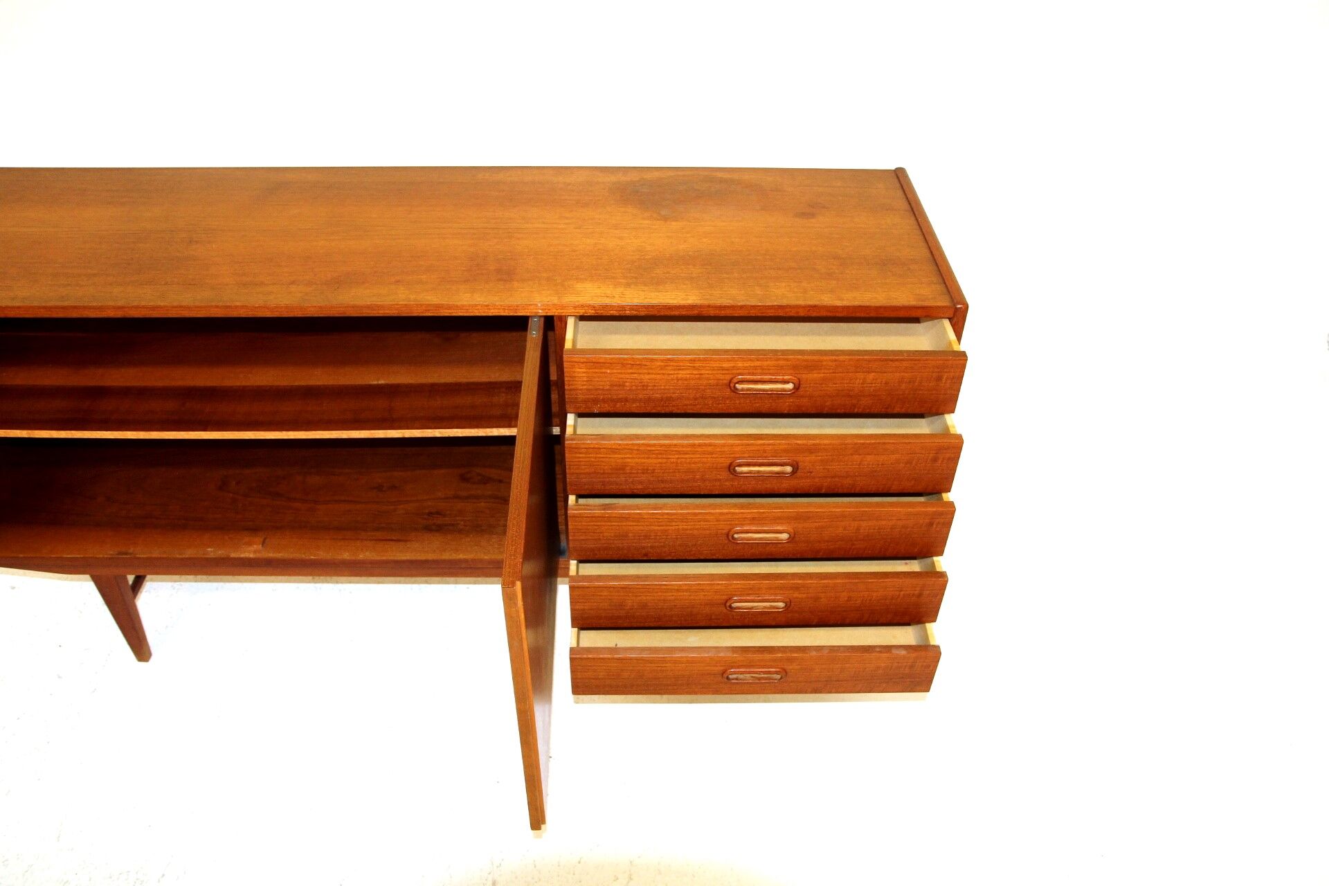 Teak Row, Sweden, 1960