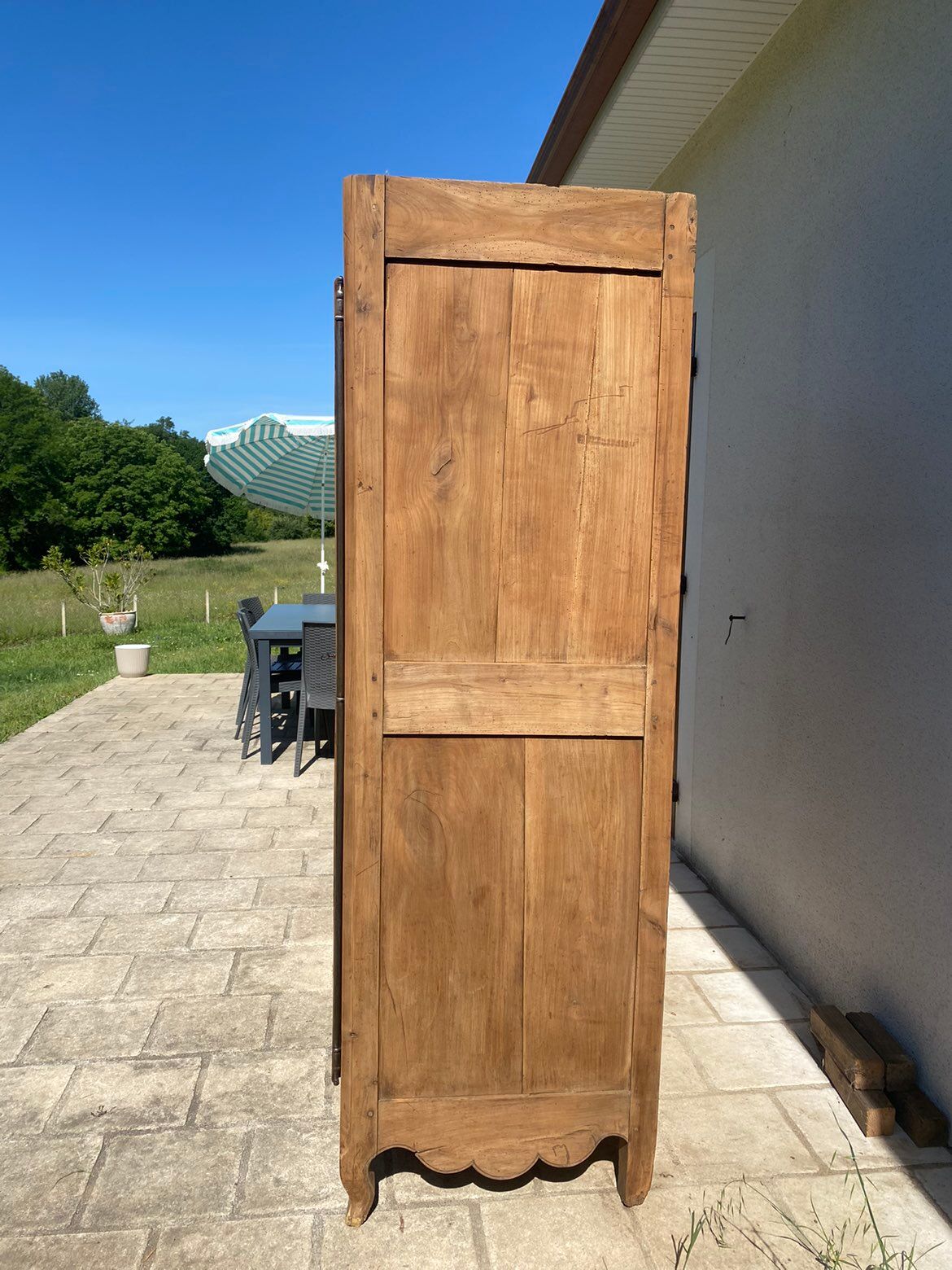 Armoire bonnetière