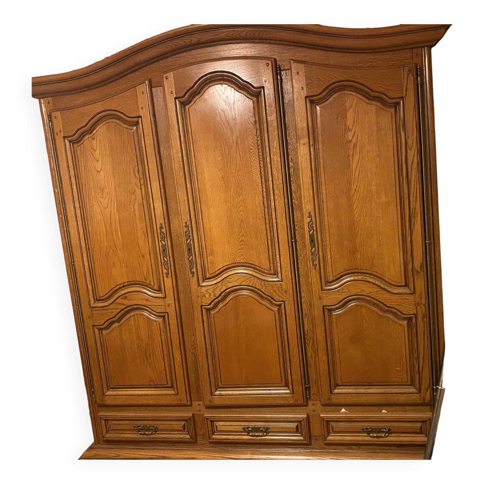 Singer sewing machine from the 1960s model 197 b with art deco furniture