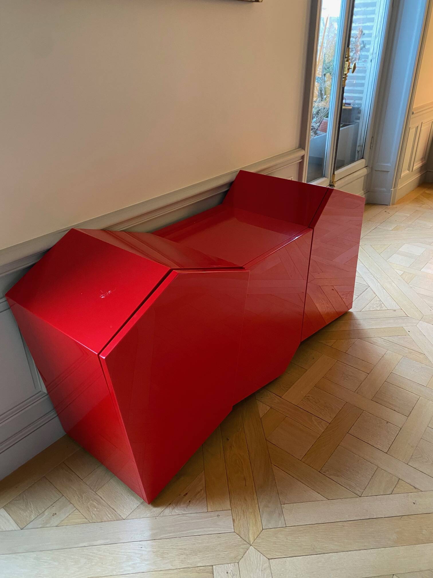 Commode Roche Bobois laquée rouge