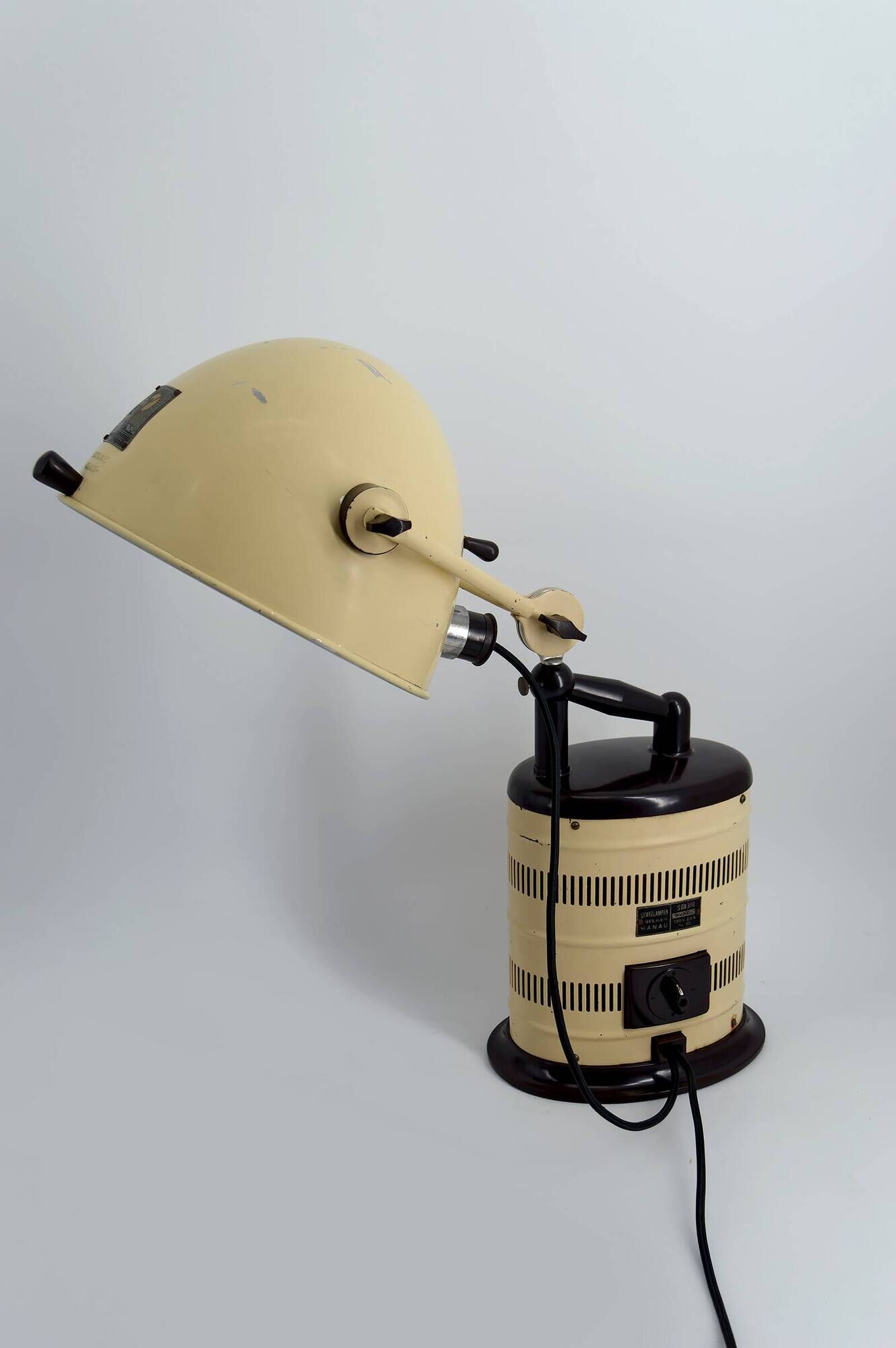 Medical lamp "Höhensonne" S300, Art Deco Bauhaus – Original Hanau