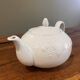 Porcelain teapot Philippe Deshoulières