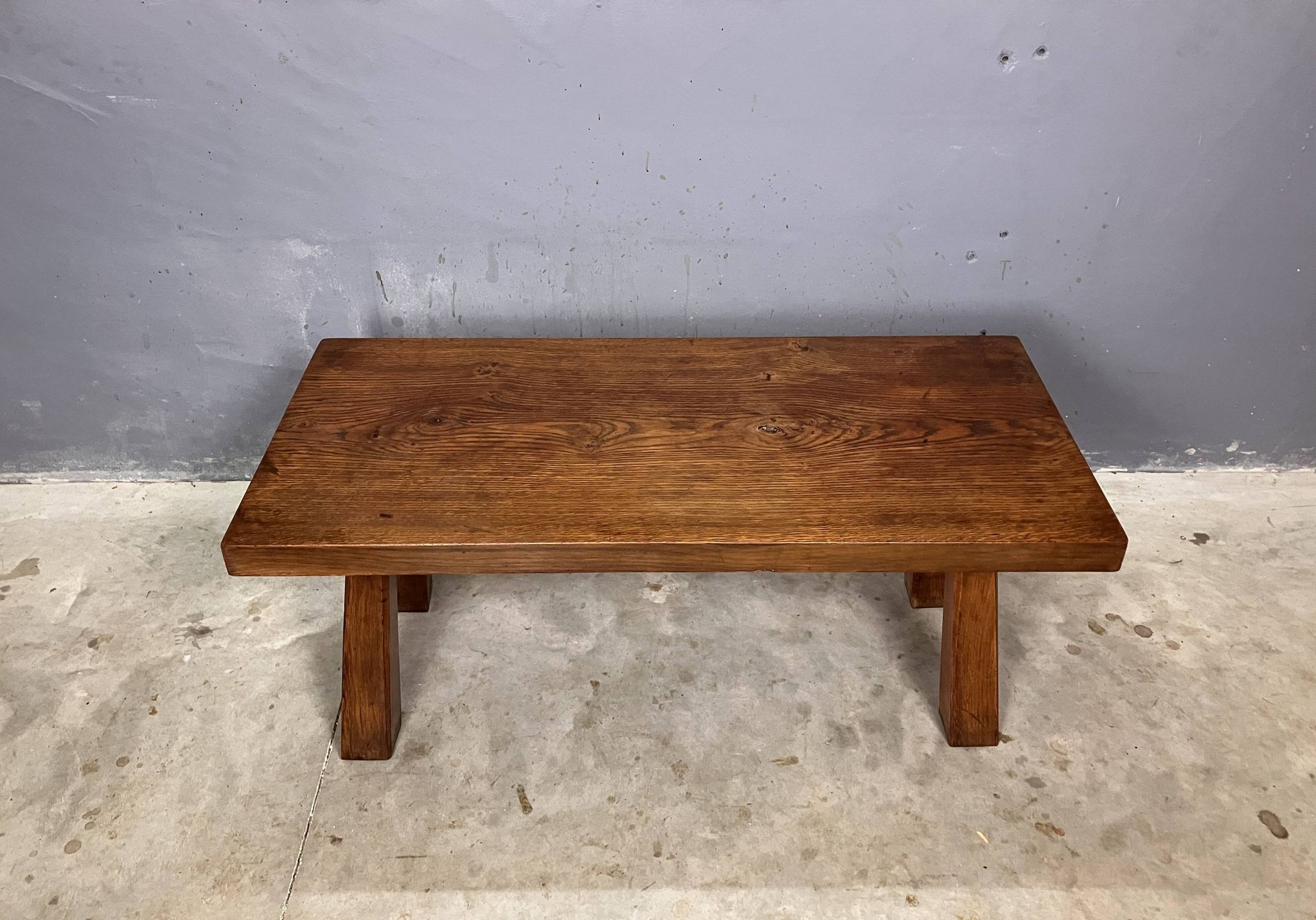 Table d'appoint brutaliste en chêne des années 70, table basse, banc