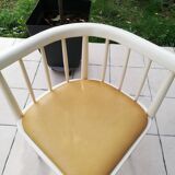 Thonet corner chairs