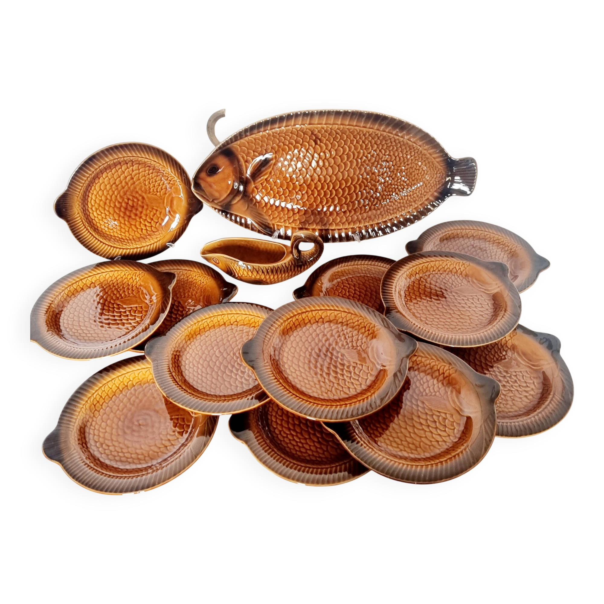 French ceramic dinnerware and plates set sarraguemines 1970s