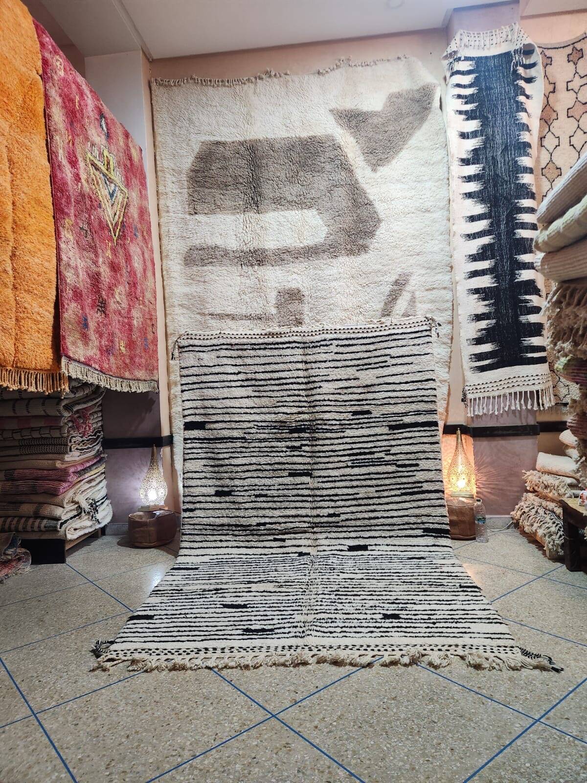 Authentic Beniouarain rug 300x200 cm in wool – Moroccan Berber