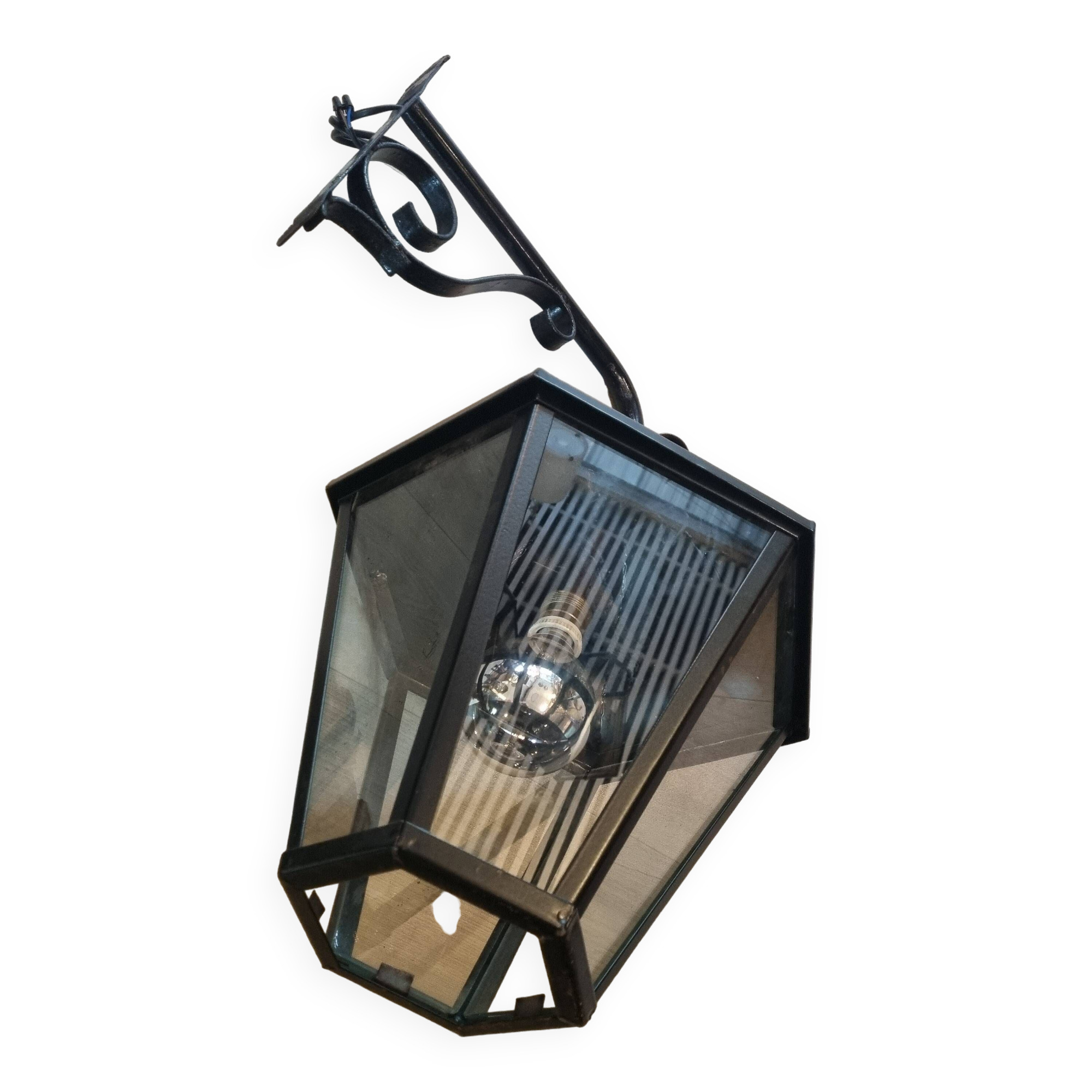 Lantern/gallows set