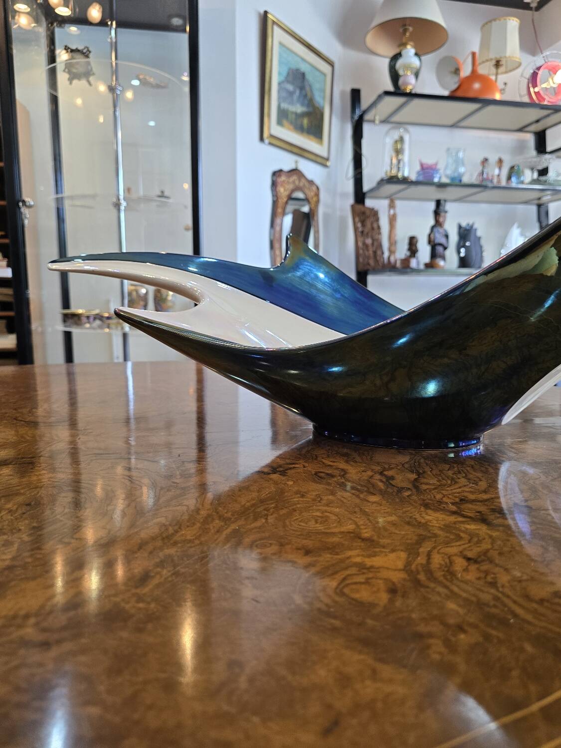 Verceram Asymmetrical Space Age Cut