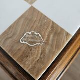 Table d'échecs en onyx sur pied en bois