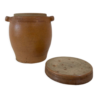 Old pot in glazed stoneware