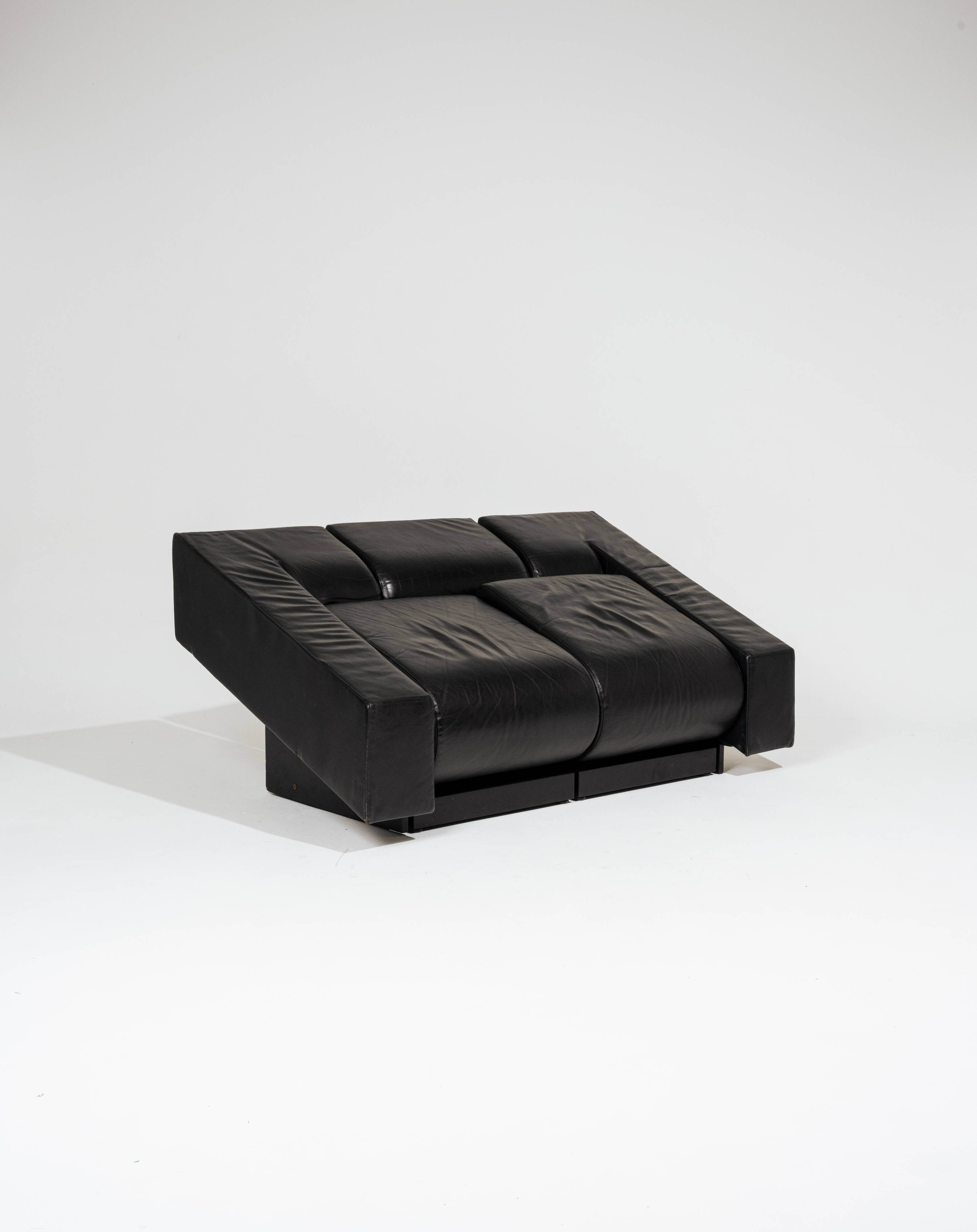Obliqua two-seater leather sofa, Mario Botta, 1980s
