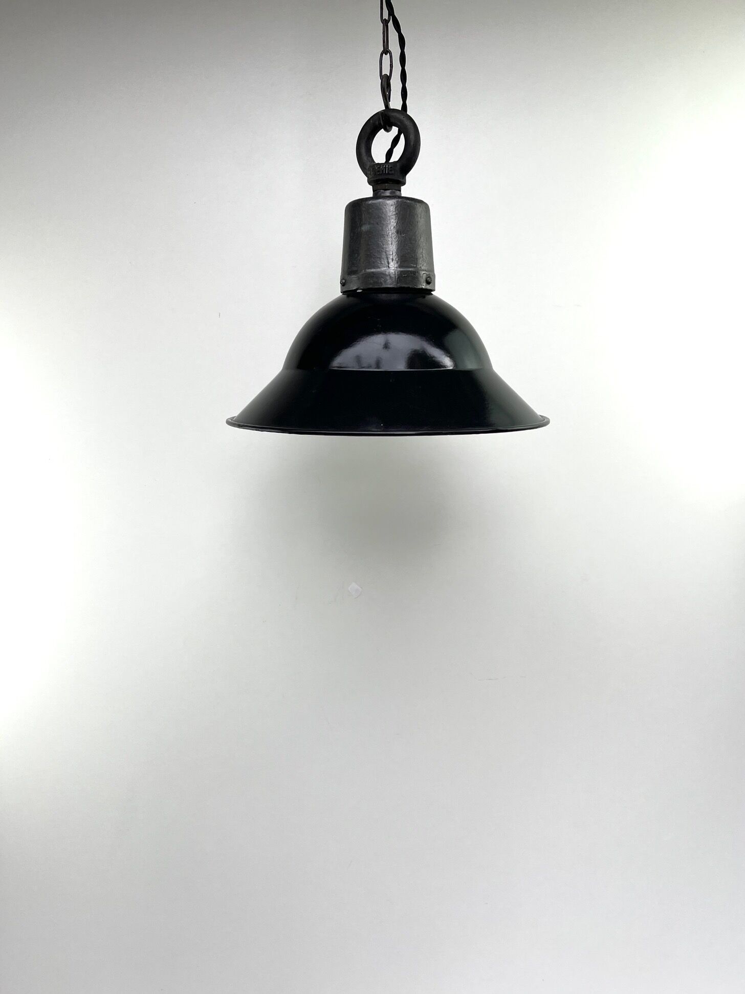 Hanging lamp