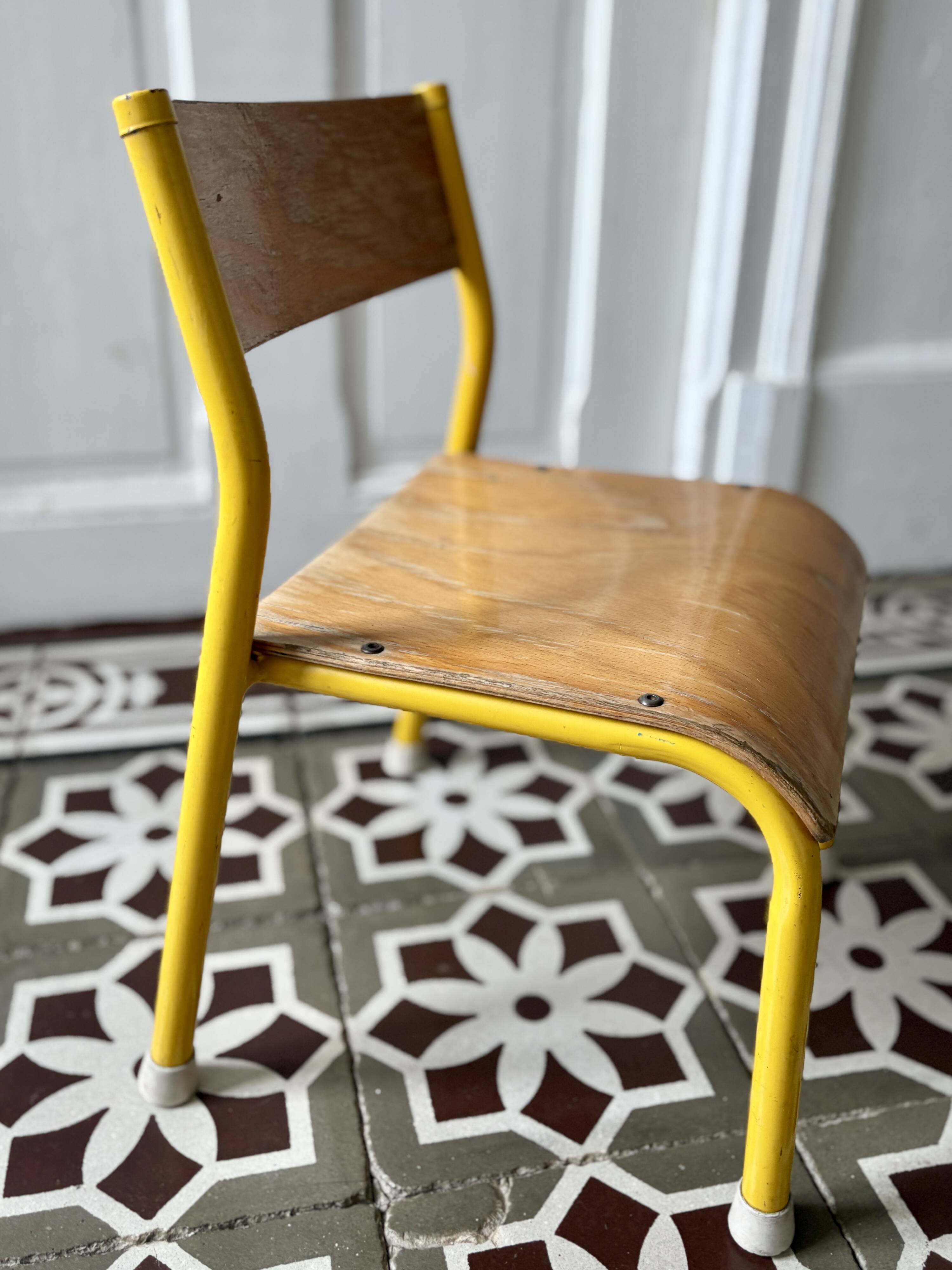 Old school chair for children