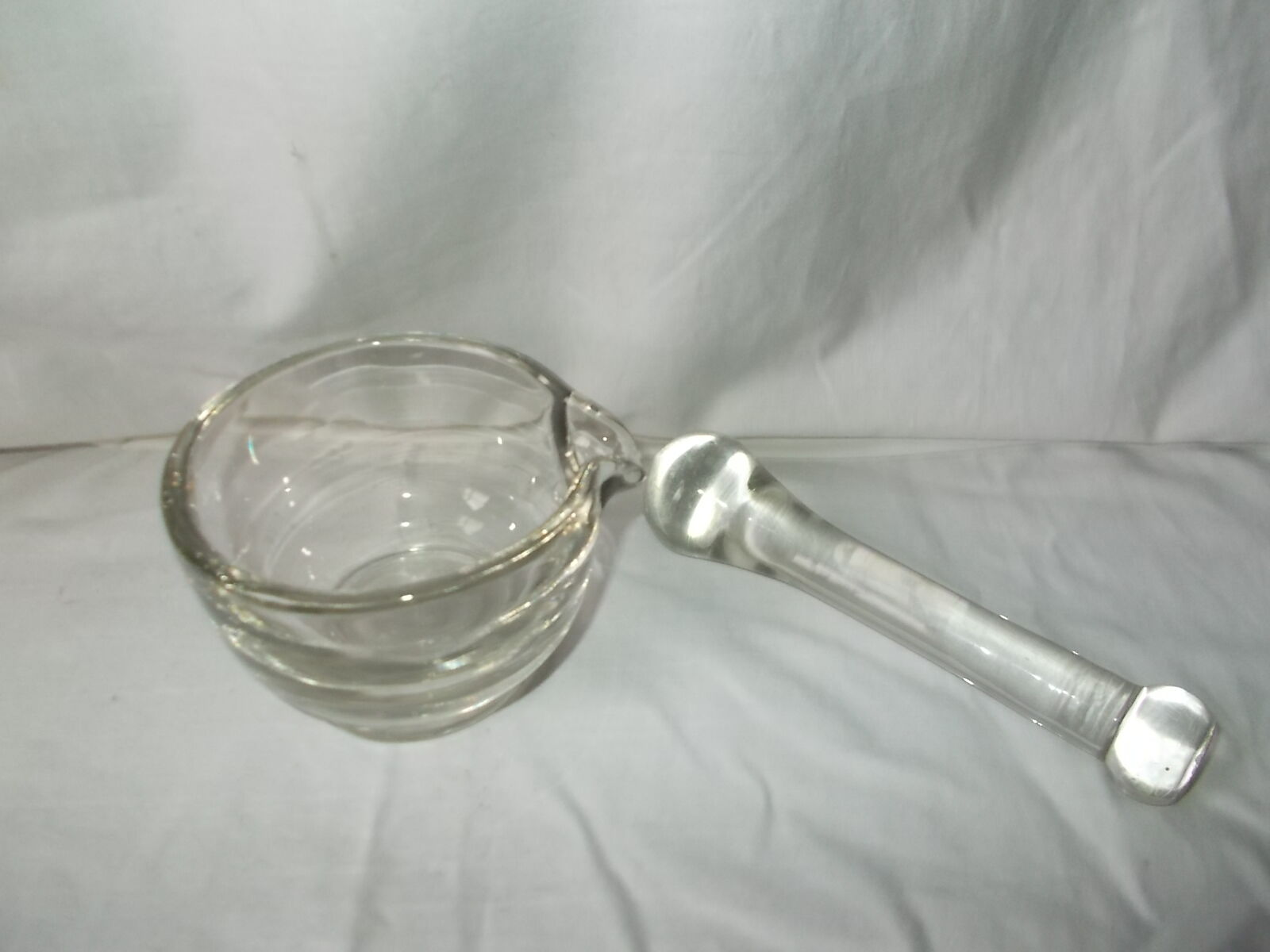 Glass mortar and pestle