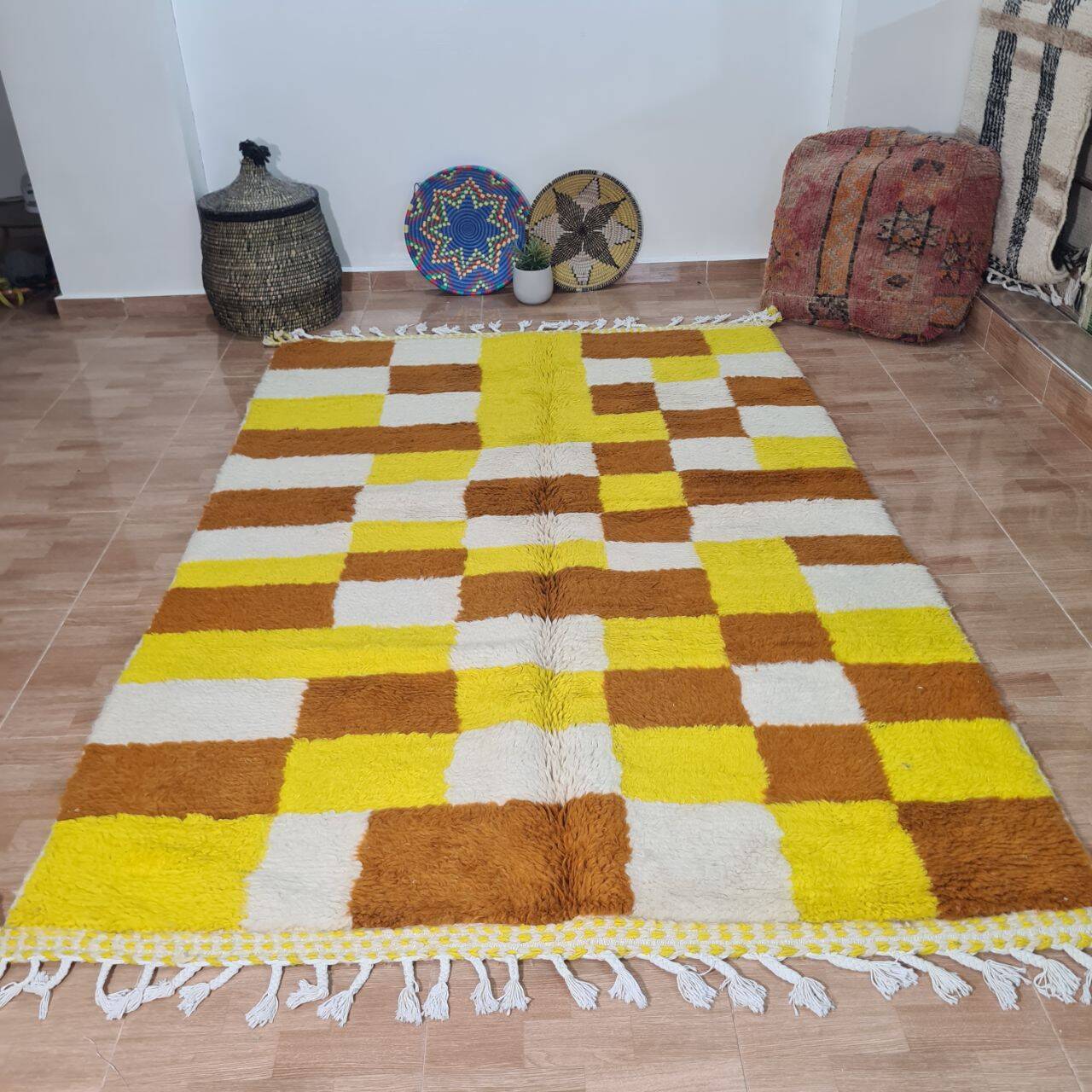 Handmade wool berber rug 250 x 150 cm