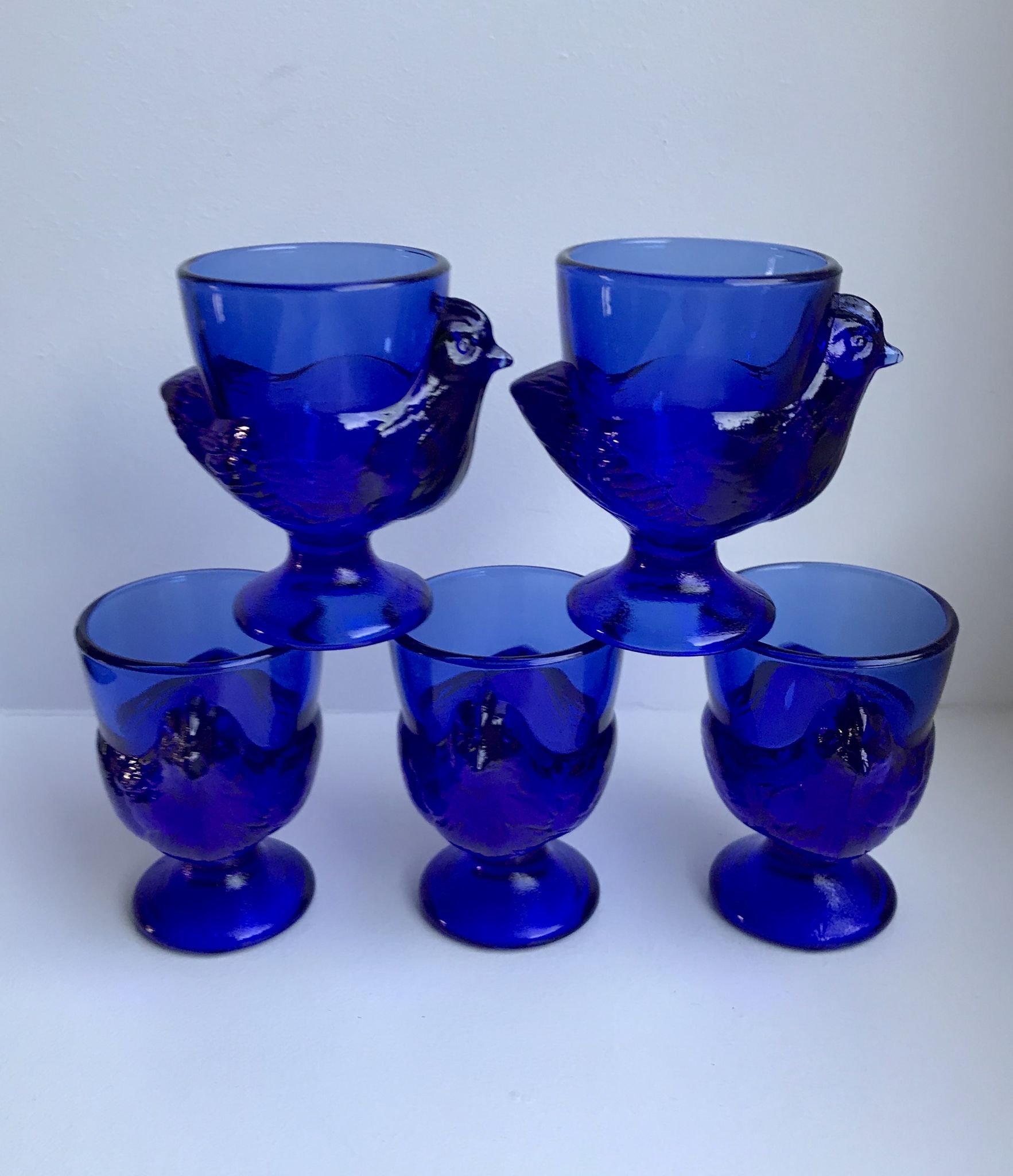 Set of 5 shells model hens in glass color royal blue 70s